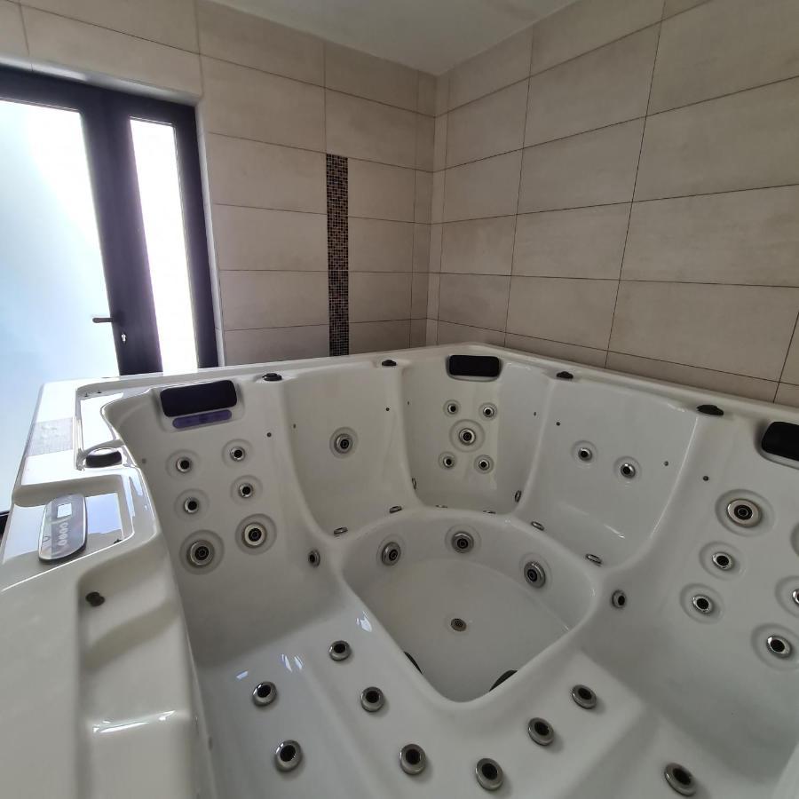 Isatour -Natural Park House Возела Экстерьер фото